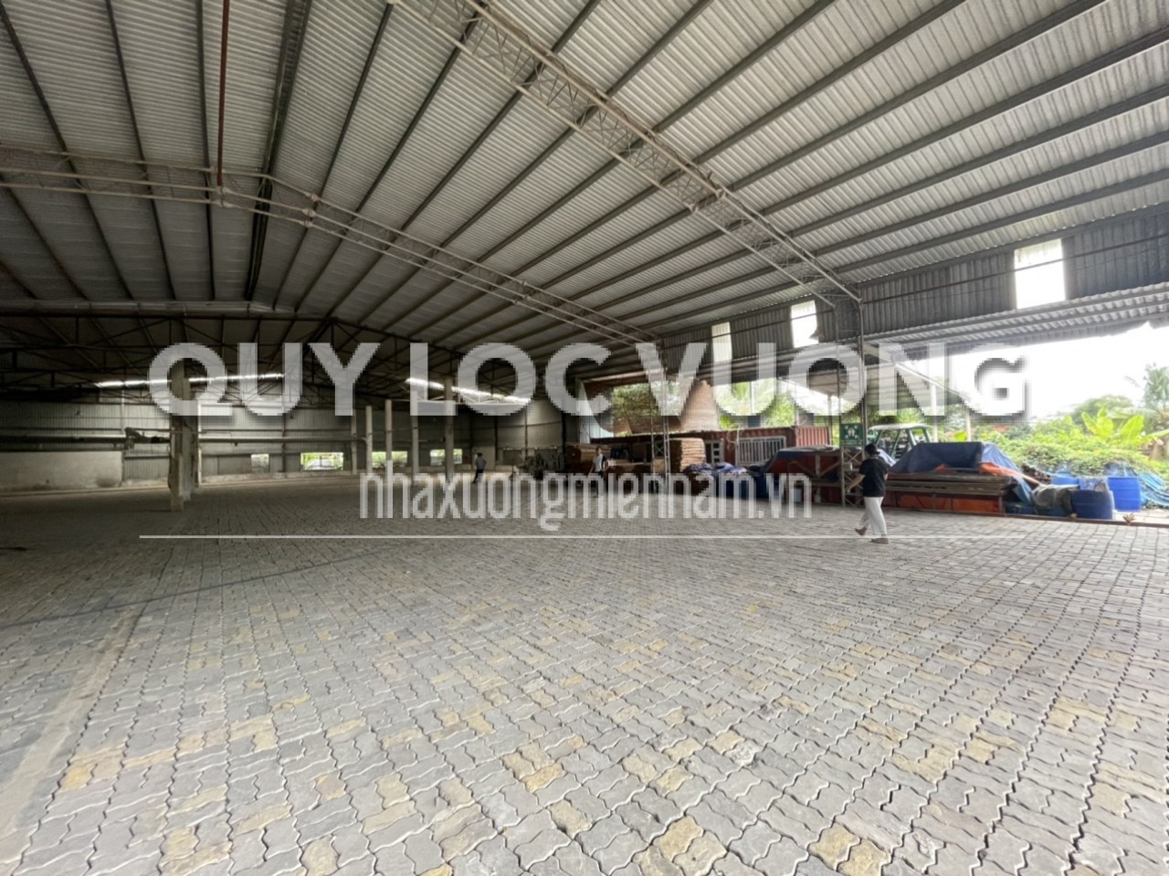 Cho thuê xưởng gỗ 2.000m2 ở Tân Bình, Dĩ An, Bình Dương, 120tr/tháng