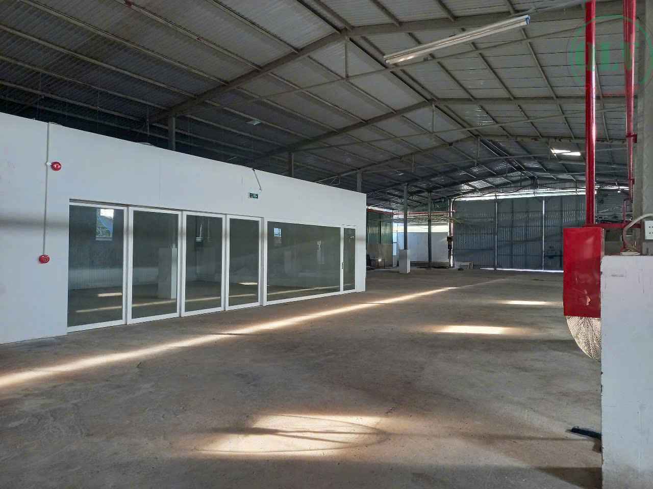 Cho thuê xưởng 2.500m2 ở Tăng Nhơn Phú B, Q9, TP.HCM, 125 triệu/tháng