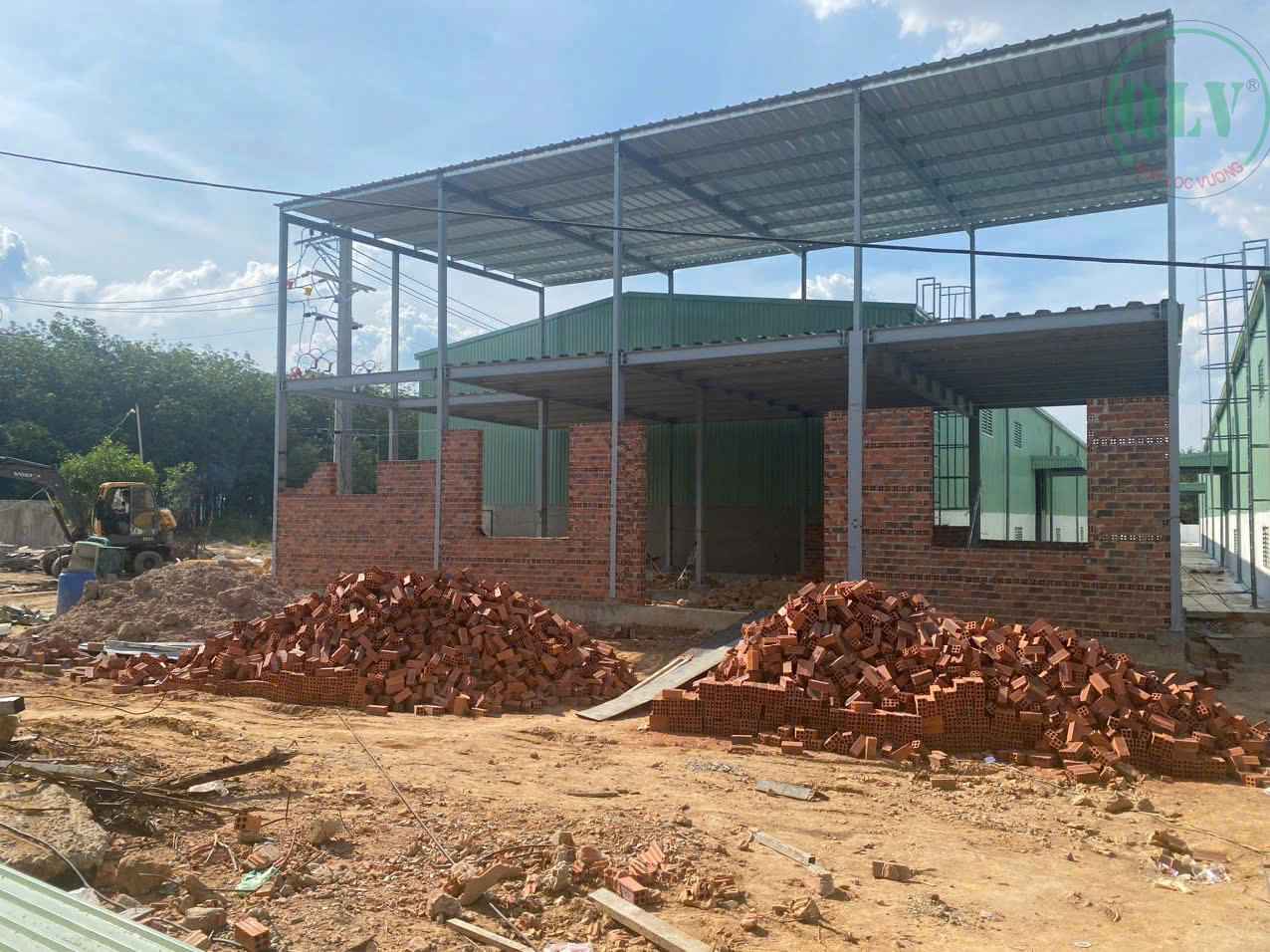 Cho thuê 2 xưởng tổng dt 5.600m2 đang xây ở Uyên Hưng, Tân Uyên