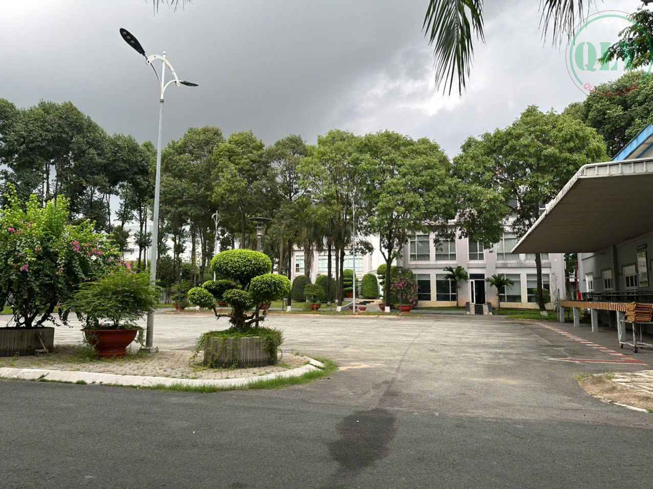 Cho thuê 4 xưởng và 1 kho tổng dt 11.628m2 ở KCN VSIP 1, Bình Dương, 4 USD/m2